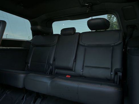 Used 2025 Ford Expedition Tremor AWD/4WD image 14