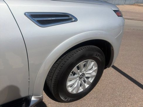 Used 2024 Nissan Armada SV RWD image 24