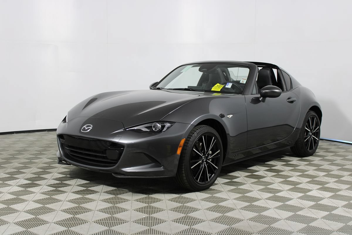 Used 2024 MAZDA MX-5 Miata RF Grand Touring RWD image 3