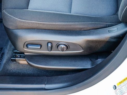 Used 2024 Chevrolet Blazer LT image 22