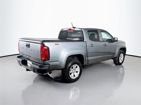 Used 2022 Chevrolet Colorado LT w/ LT Convenience Package image 9