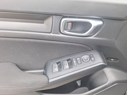 Used 2024 Honda Civic Sport image 17