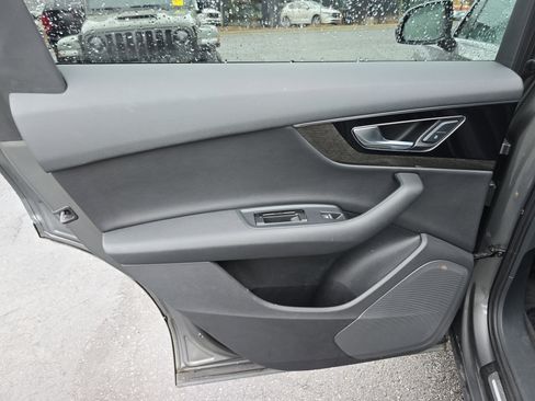 Used 2017 Audi Q7 3.0T Premium Plus w/ Premium Plus Package image 15