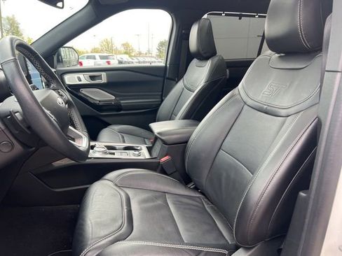 Used 2023 Ford Explorer ST w/ Equipment Group 401A AWD/4WD image 24