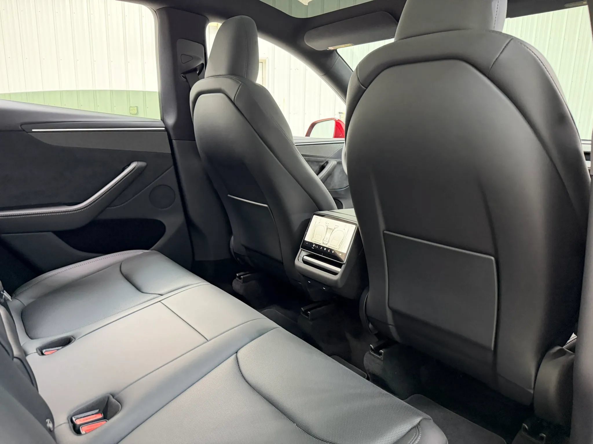 Used 2026 Tesla Model Y AWD image 18
