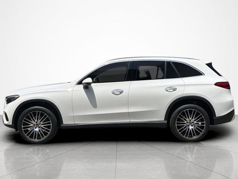 New 2026 Mercedes-Benz GLC 300 image 2