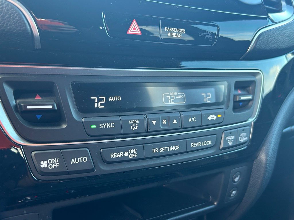 Used 2025 Honda Passport Black Edition image 22