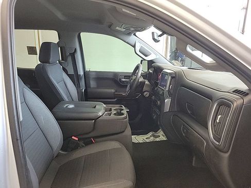 Used 2020 Chevrolet Silverado 1500 LT AWD/4WD image 10