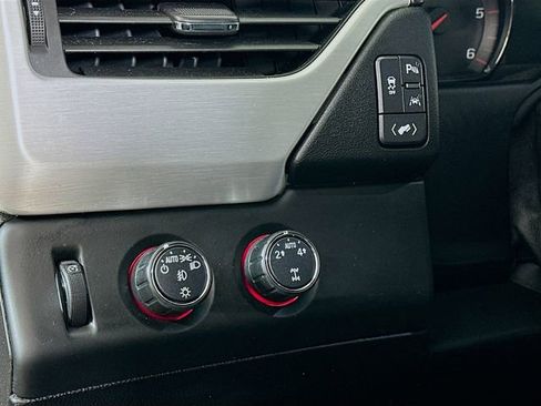 Used 2016 GMC Yukon SLT image 10