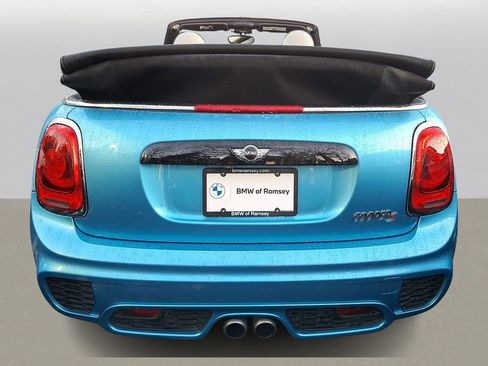 Used 2017 MINI Cooper S image 4