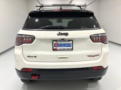 Used 2020 Jeep Compass Trailhawk AWD/4WD image 35