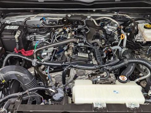 Used 2024 Toyota Tacoma TRD Off-Road image 30