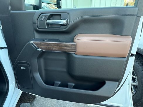 Certified 2023 Chevrolet Silverado 2500 High Country w/ Technology Package image 56