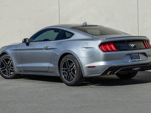 Used 2022 Ford Mustang Premium w/ Equipment Group 201A image 3