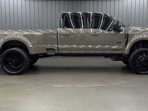 Used 2026 Ford F450 Platinum w/ Platinum Plus Package image 6