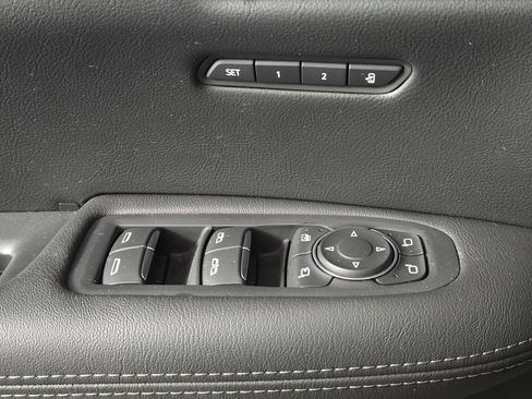 Used 2023 Cadillac XT5 Premium Luxury image 13