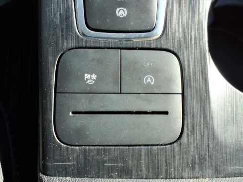 Used 2022 Ford Escape SEL image 20