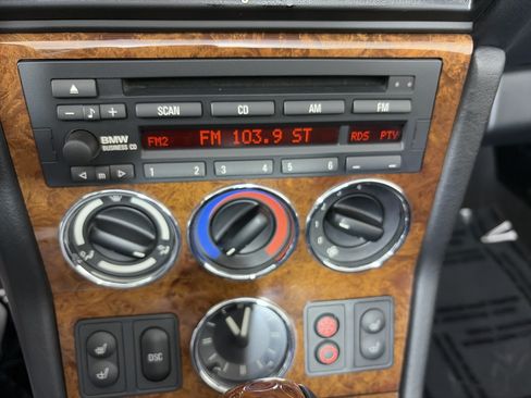 Used 2001 BMW Z3 3.0i RWD image 16