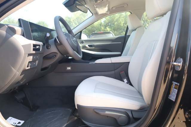 New 2026 Hyundai Sonata Blue FWD image 14