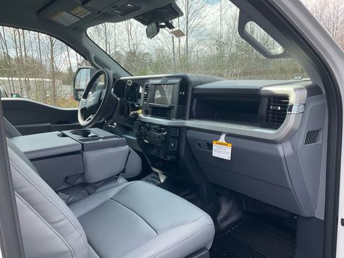 New 2026 Ford F250 XL AWD/4WD image 11