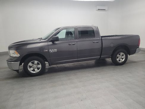 Used 2021 RAM 1500 Classic SLT image 2