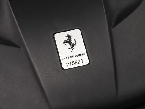 Used 2016 Ferrari California T image 31