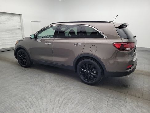 Used 2019 Kia Sorento S image 3