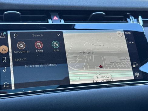 Used 2023 Land Rover Range Rover Evoque R-Dynamic SE image 18