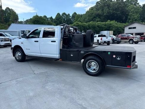Used 2021 RAM 3500 Tradesman w/ Chrome Appearance Group AWD/4WD image 13