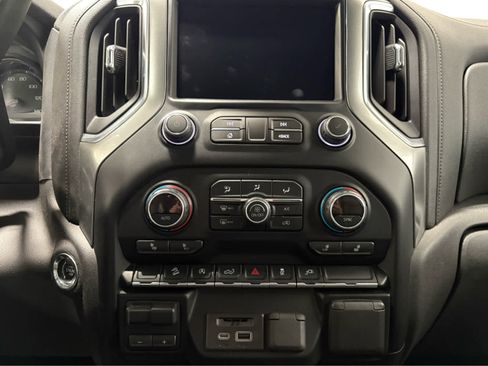 Used 2019 Chevrolet Silverado 1500 LT w/ All-Star Edition AWD/4WD image 22