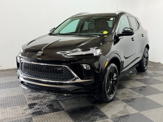 Used 2025 Buick Encore GX Sport Touring AWD/4WD image 6