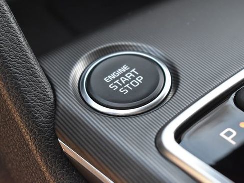 New 2026 Kia Sportage EX image 23