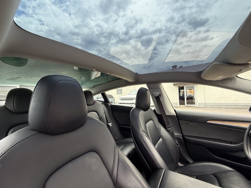 Used 2022 Tesla Model 3 RWD image 29