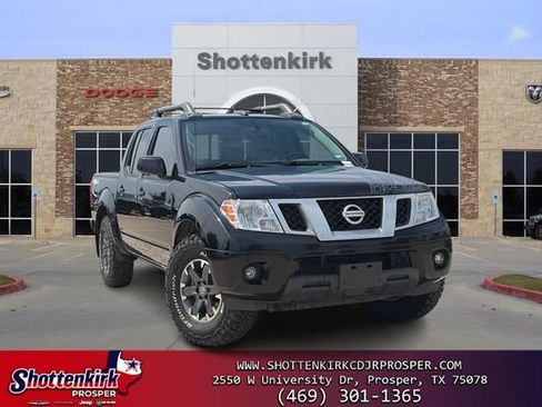 Used 2020 Nissan Frontier PRO-4X AWD/4WD image 1