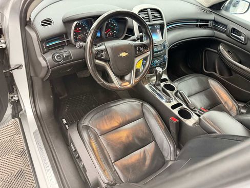 Used 2016 Chevrolet Malibu LTZ image 2