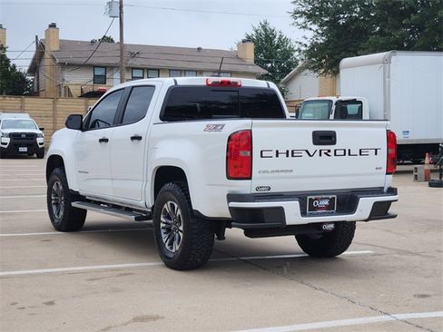 Used 2022 Chevrolet Colorado Z71 w/ Safety Package AWD/4WD image 2