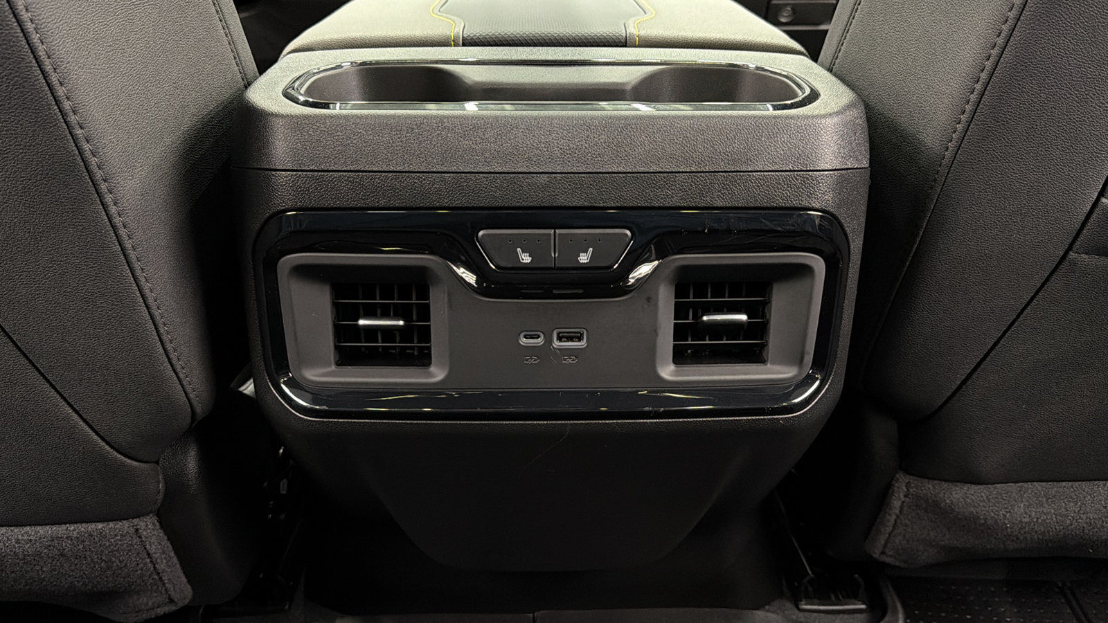 Used 2026 Chevrolet Silverado 2500 ZR2 w/ LPO, Dark Essentials Package AWD/4WD image 44