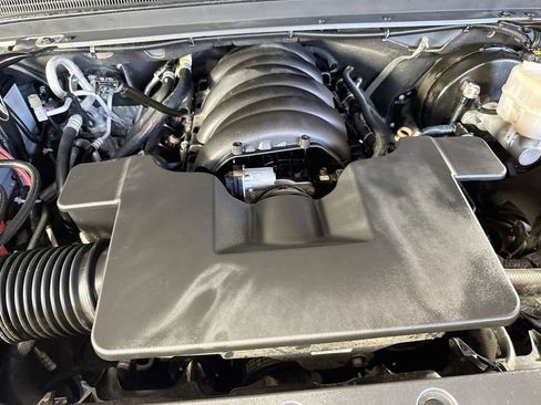 Used 2019 Chevrolet Tahoe LS w/ All-Season Package RWD image 38