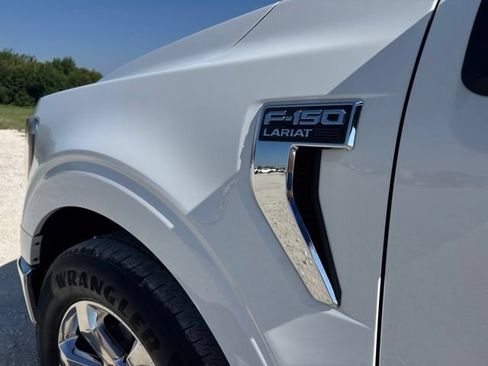 Used 2022 Ford F150 Lariat w/ Equipment Group 502A High RWD image 10