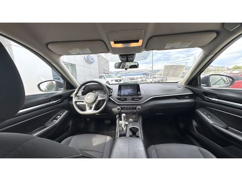 Used 2022 Nissan Altima 2.5 SV image 12