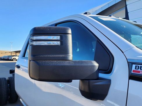 New 2026 GMC Sierra 3500 Pro image 13