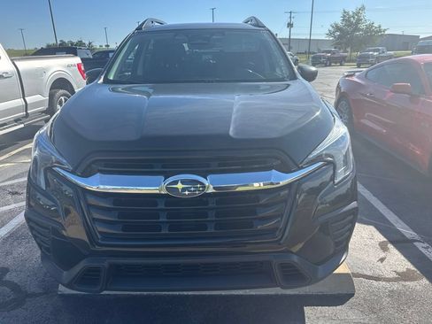 Used 2024 Subaru Ascent Premium w/ Convenience Package AWD/4WD image 2