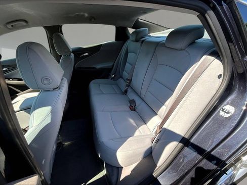 Used 2022 Chevrolet Malibu LS w/ Driver Confidence Package II FWD image 18