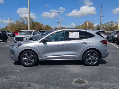 Used 2023 Ford Escape ST-Line AWD/4WD image 9