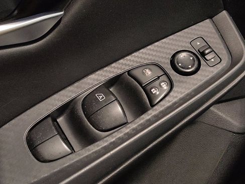 Used 2024 Nissan Sentra SV FWD image 27