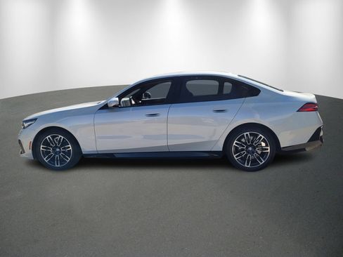 New 2026 BMW 530i w/ M Sport Package image 4