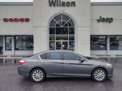 Used 2013 Honda Accord EX image 1
