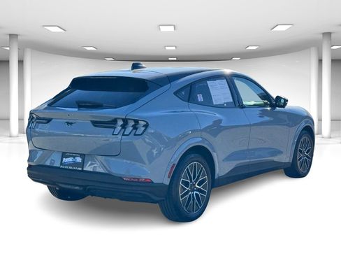 Used 2025 Ford Mustang Mach-E Premium image 4