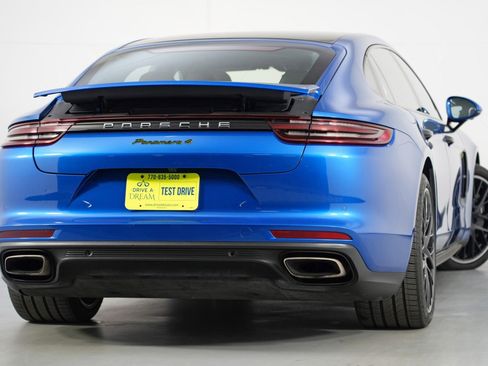 Used 2019 Porsche Panamera 4 Executive w/ Premium Package Plus image 5