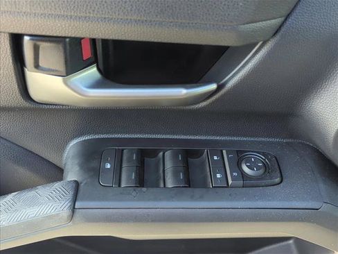 Certified 2025 Toyota Tacoma TRD Off-Road w/ TRD Off Road Premium Package AWD/4WD image 8